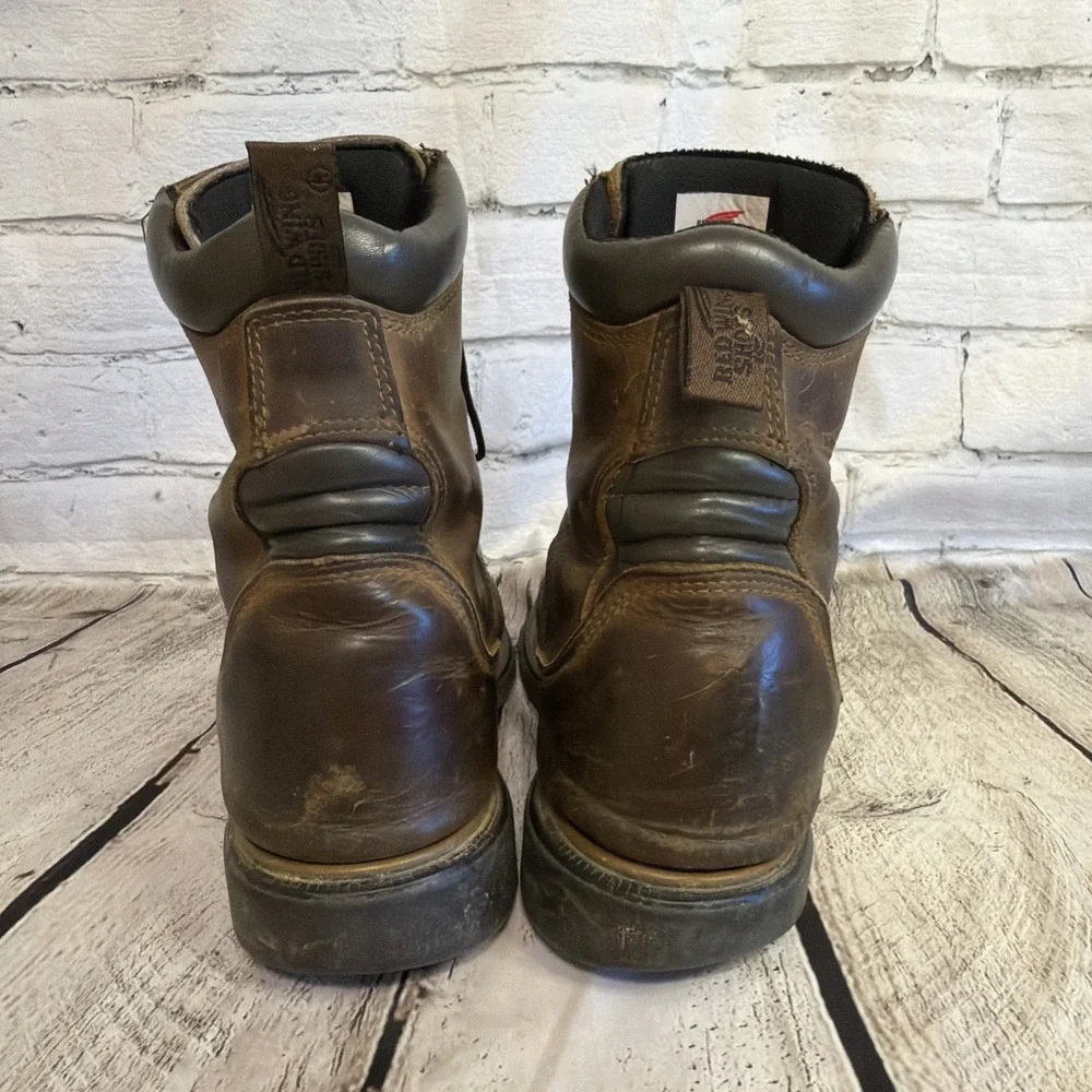Red Wing Shoes Steel Toe Working Boots Men's Sz 10 EE 4200 Waterproof READ